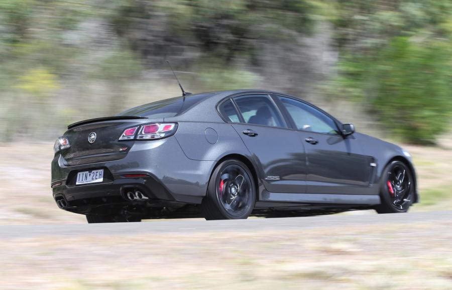  Holden Commodore SS V Redline 2017 года  (фото 8 из 11)